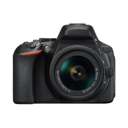 كاميرا نونيك 5600 ذات العدسة الأحادية العاكسة (DSLR)